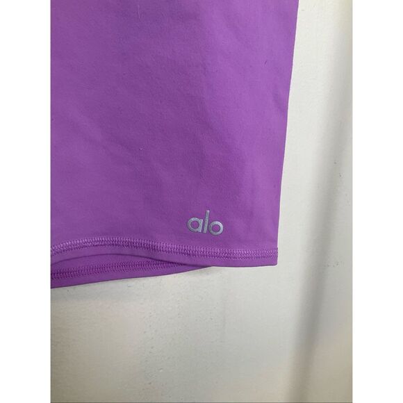 Alo Yoga High Waist Biker Shorts - Picture 4 of 5